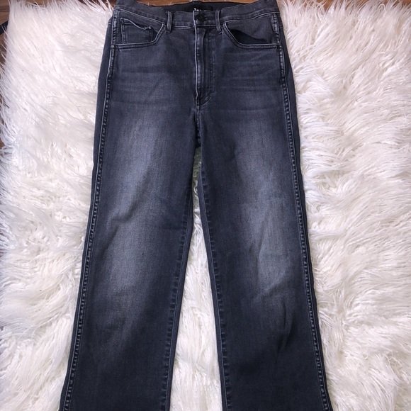 ⭐️🔹 3x1 Crop Jeans - Picture 3 of 6
